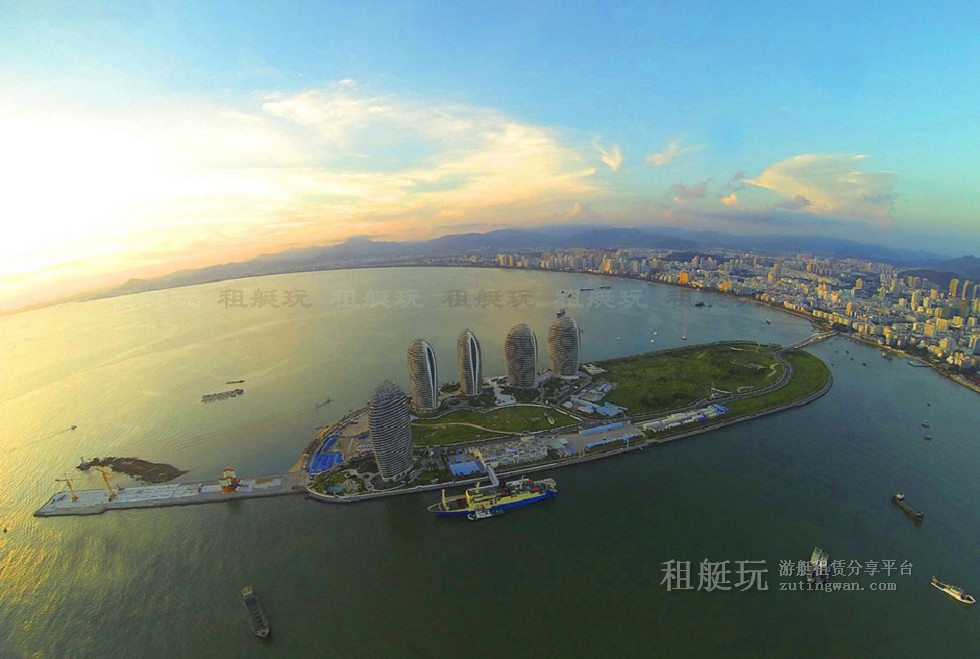 一起來看超實(shí)用的三亞“游艇旅游”攻略